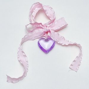 Blo_oberry ruffled heart necklace
